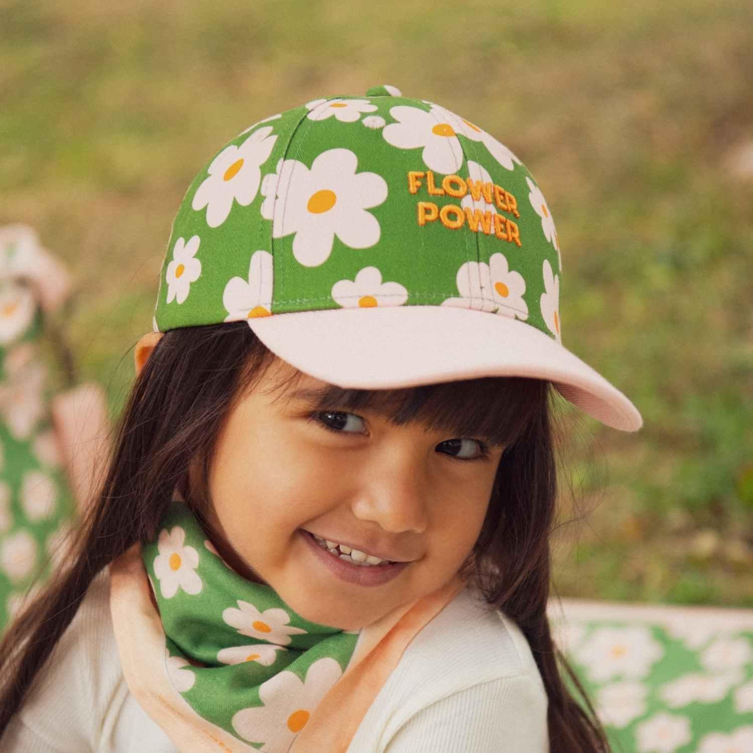 casquette-bebe-enfant-parent-chamaye-assorti-papa-maman-enfant-casquette-papa-fils-cadeau-fete-des-peres-casquette-mere-fille-cadeau-naissance-maman-bebe-cadeau-original-famille-casquette-personnalisable-broderie-flower-power