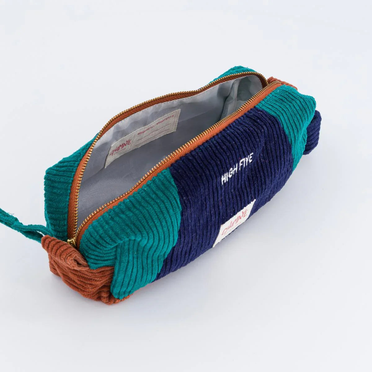 trousse-ecole-enfant-velours-cotele-trousse--mixte-enfant-cadeau-hiver-maman-enfant-cadeau-anniversaire-petit-garcon-matchy-matchy-cadeau-famille-cadeau-pere-fils-original-cadeau-mere-fille-pratique-matchy-matchy-cadeaux-noel-famille-marque-francaise-high-five-bleu