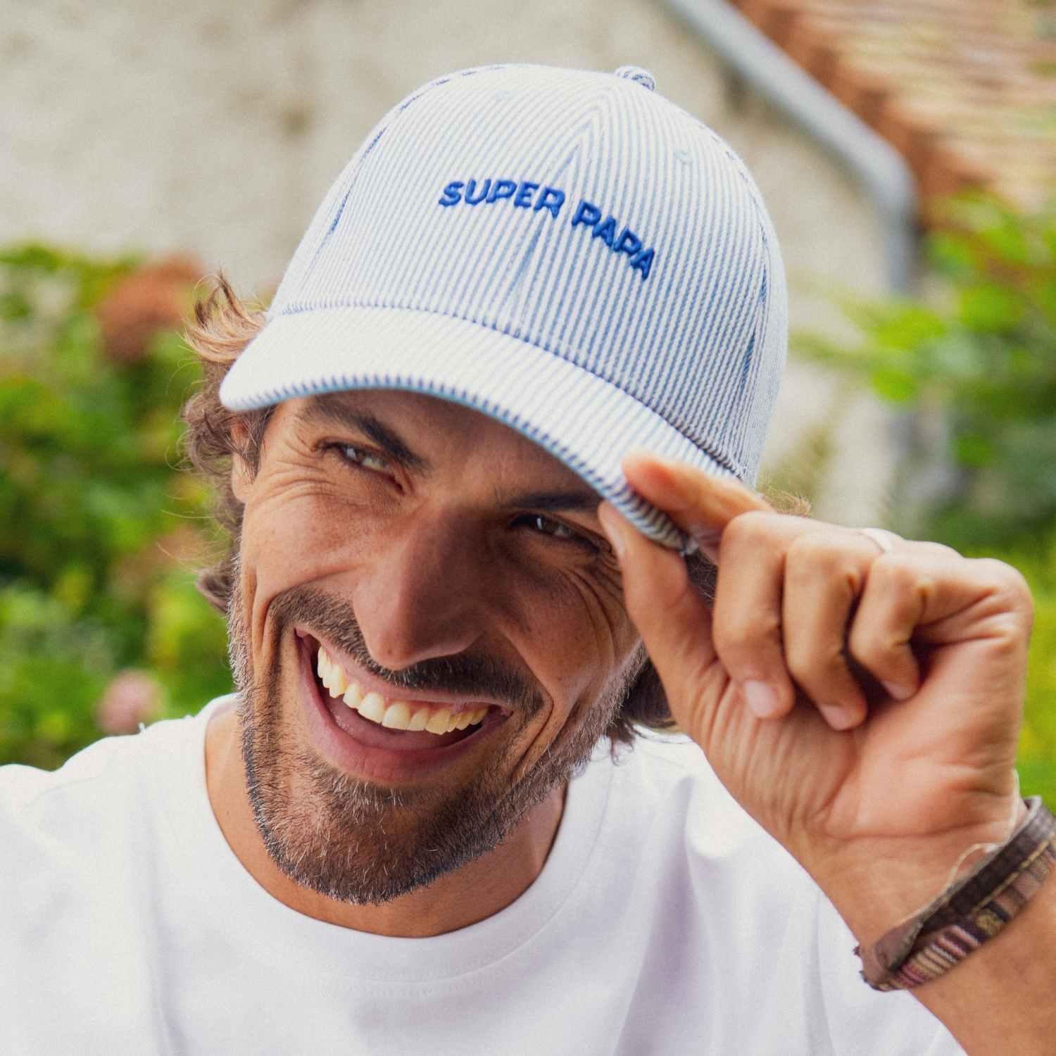 casquette-bebe-enfant-parent-chamaye-assorti-papa-maman-enfant-casquette-papa-fils-cadeau-fete-des-peres-casquette-mere-fille-cadeau-naissance-maman-bebe-cadeau-original-famille-casquette-personnalisable-broderie-super-papa