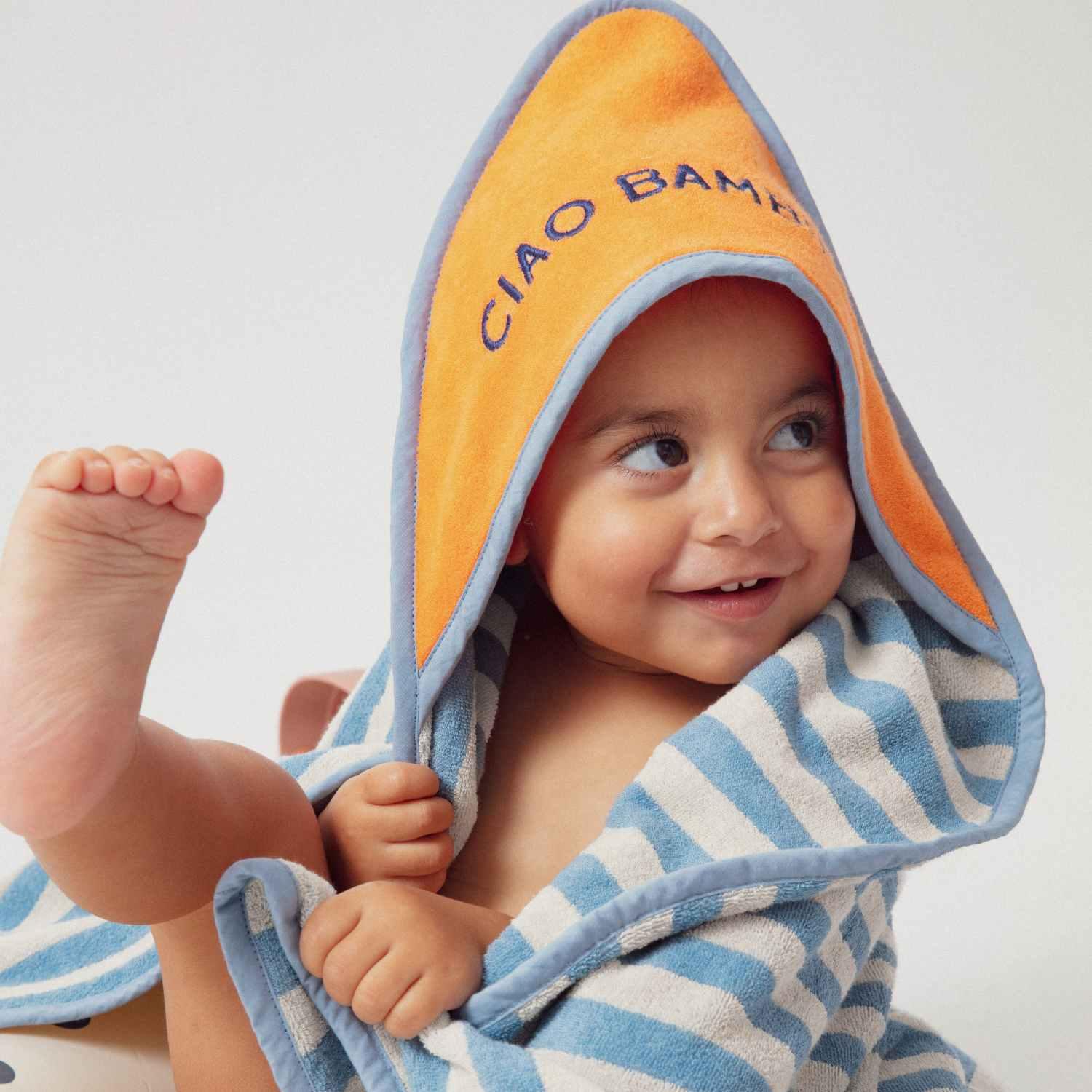 serviette-bebe-enfant-éponge-chamaye-assorti-papa-maman-enfant-casquette-papa-fils-cadeau-fete-des-peres-casquette-mere-fille-cadeau-naissance-maman-bebe-cadeau-original-famille-casquette-personnalisable-broderie-ciao-bambino