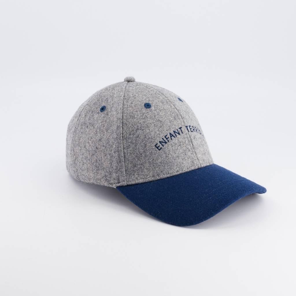 casquette-bebe-enfant-parent-chamaye-assorti-papa-maman-enfant-casquette-papa-fils-cadeau-fete-des-peres-casquette-mere-fille-cadeau-naissance-maman-bebe-cadeau-original-famille-casquette-personnalisable-broderie-cosmic-girl-cadeau-jeune-maman-maternite-cadeau-naissance-original-jeune-parent-casquette-fille-rose-velours-cotele-marque-francaise-production-ecoresponsable