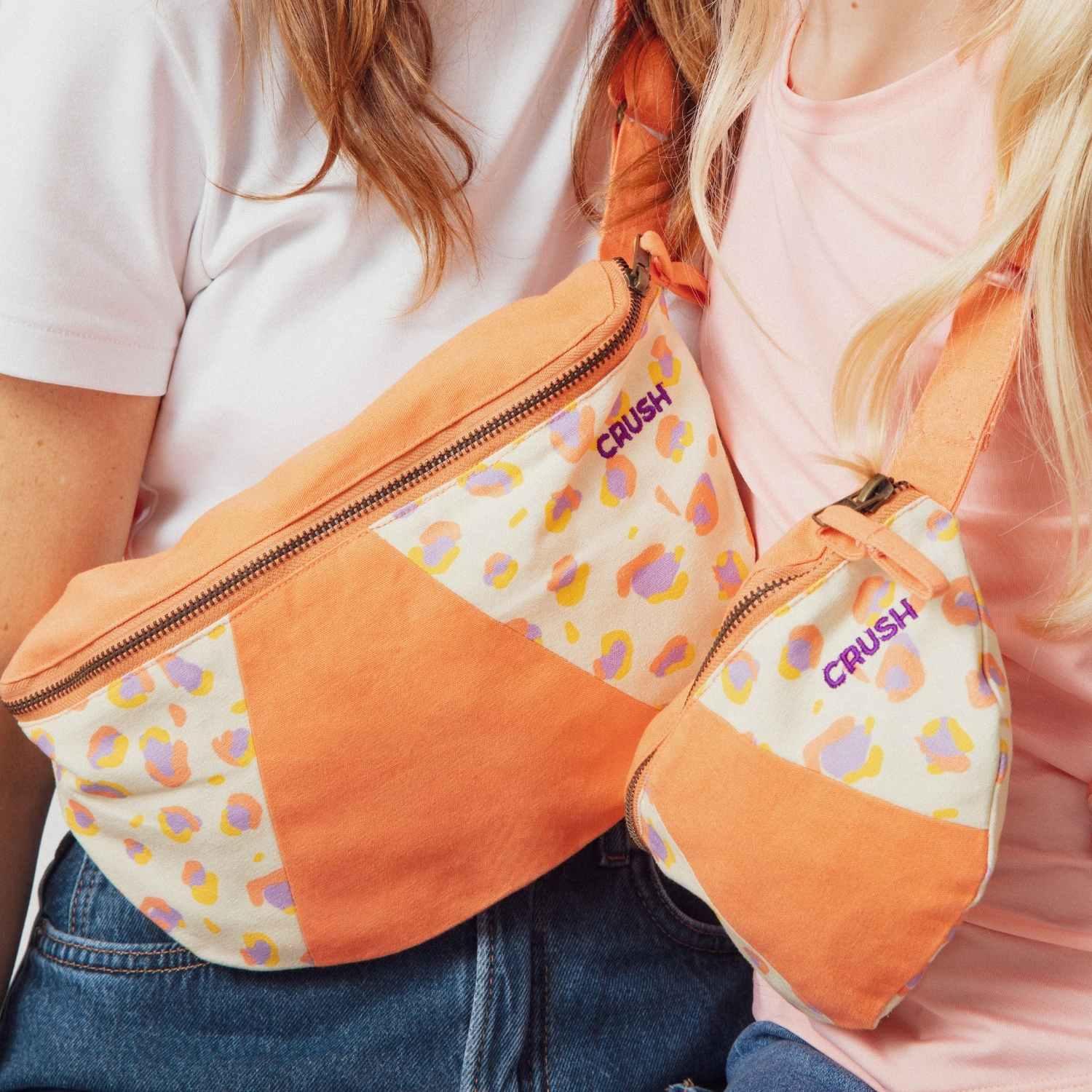 banane-parent-enfant-banane-maman-mixte-enfant-cadeau-été-maman-enfant-cadeau-anniversaire-petite-fille-matchy-matchy-cadeau-famille-cadeau-mere-fille-original-cadeau-mere-fille-pratique-matchy-matchy-cadeaux-fête-des-meres-famille-marque-francaise -motif-leopard
