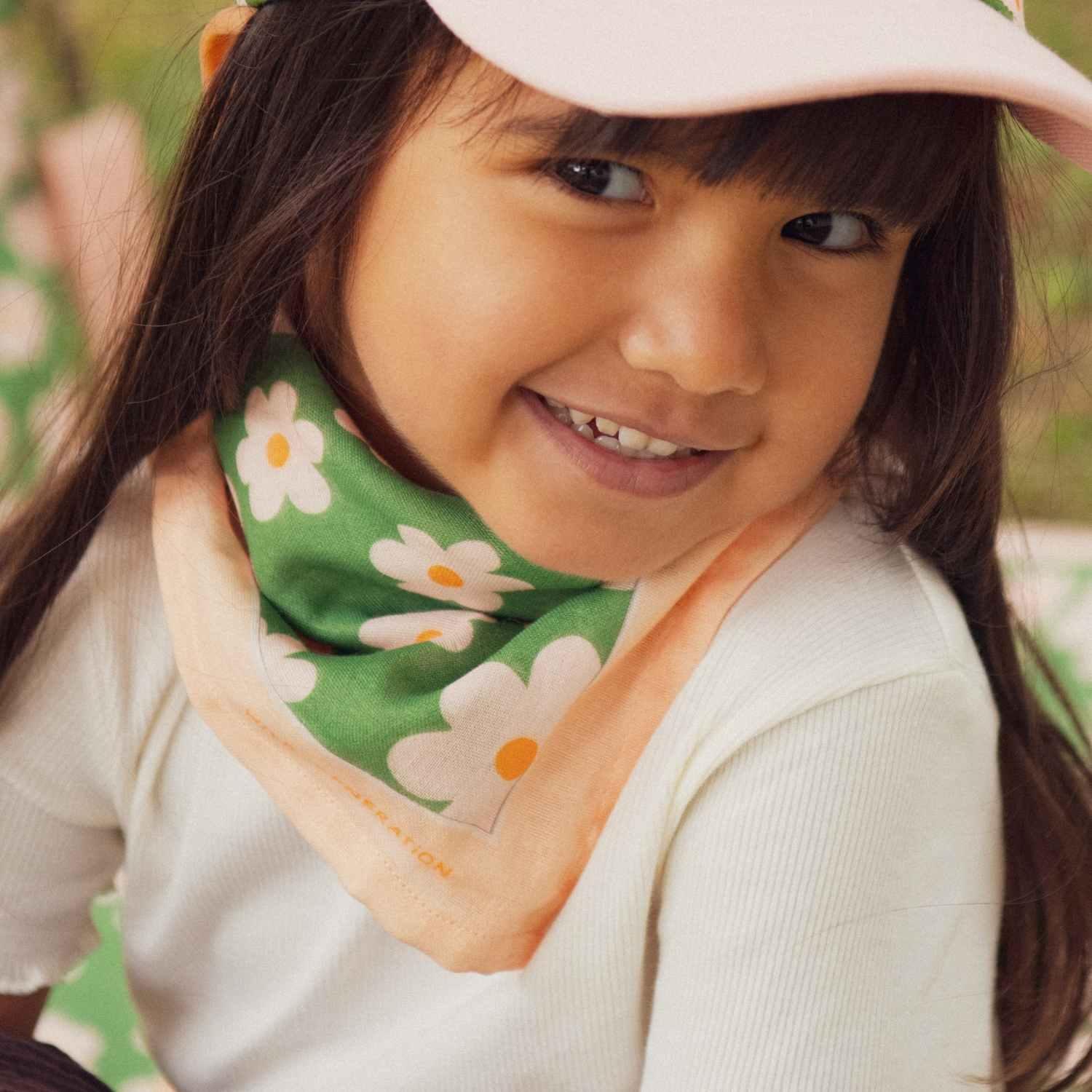 foulard-parent-enfant-coton-foulard-maman-enfant-cadeau-maman-fête-des-mères-cadeau-anniversaire-petite-fille-matchy-matchy-cadeau-famille-cadeau-mère-fille-original-cadeau-pratique-matchy-matchy-cadeaux-noel-famille-marque-francaise-motif