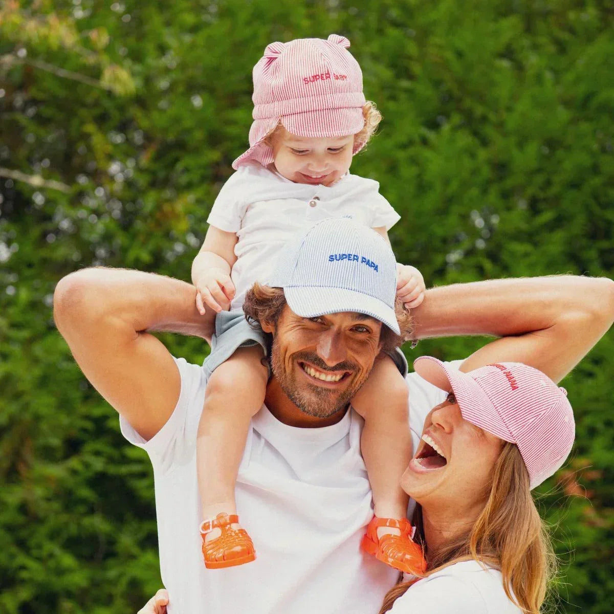 casquette-bebe-enfant-parent-chamaye-assorti-papa-maman-enfant-casquette-papa-fils-cadeau-fete-des-peres-casquette-mere-fille-cadeau-naissance-maman-bebe-cadeau-original-famille-casquette-personnalisable-broderie-super-mama