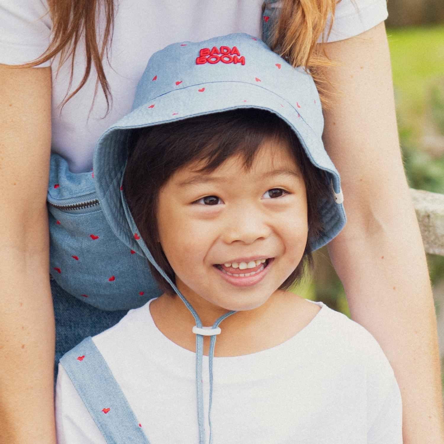 bob-bebe-enfant-parent-chamaye-assorti-papa-maman-enfant-bob-papa-fils-cadeau-fete-des-peres-casquette-mere-fille-cadeau-naissance-maman-bebe-cadeau-original-famille-bob-personnalisable-broderie-boom