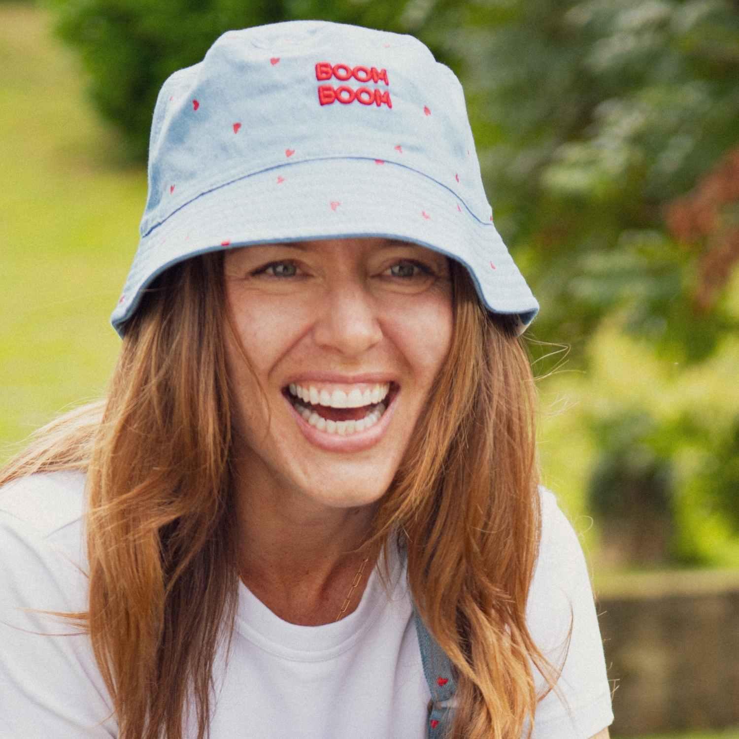 bob-bebe-enfant-parent-chamaye-assorti-papa-maman-enfant-bob-papa-fils-cadeau-fete-des-peres-casquette-mere-fille-cadeau-naissance-maman-bebe-cadeau-original-famille-bob-personnalisable-broderie-boom