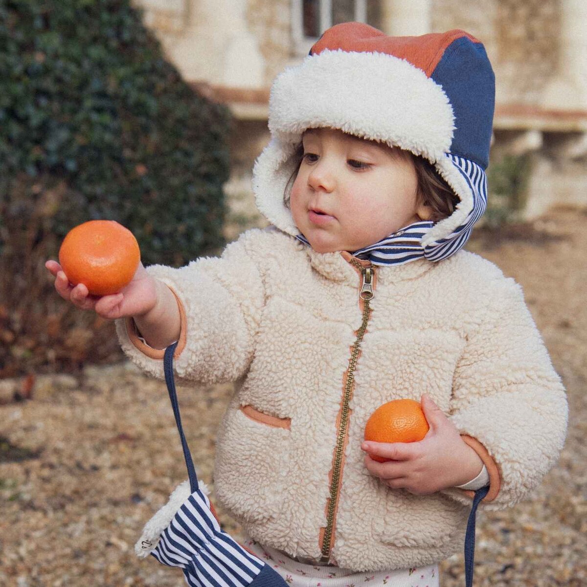 chapka-bebe-enfant-chamaye-assorti-papa-maman-enfant-casquette-papa-fils-cadeau-fete-des-peres-casquette-mere-fille-cadeau-naissance-maman-bebe-cadeau-original-famille-casquette-personnalisable-broderie-high-five-bleu