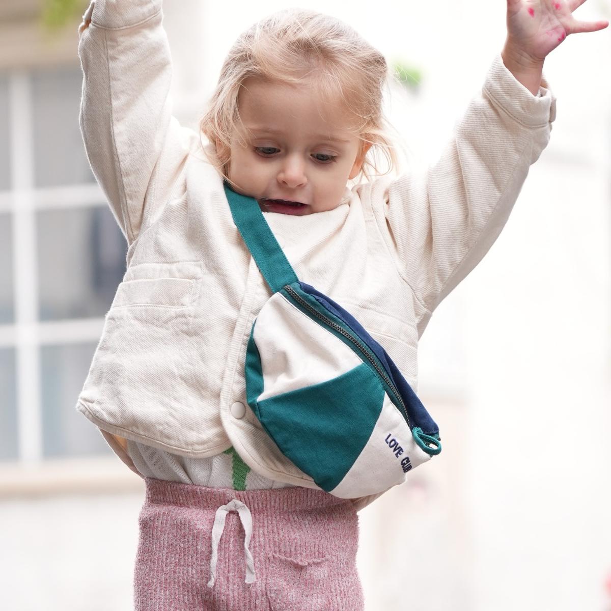 Banane toile Love Club Pétrole | Enfant