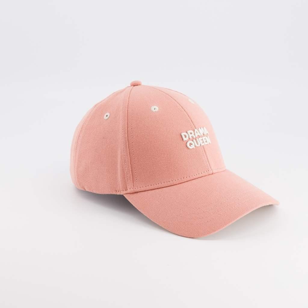 casquette-bebe-enfant-parent-chamaye-assorti-papa-maman-enfant-casquette-papa-fils-cadeau-fete-des-peres-casquette-mere-fille-cadeau-naissance-maman-bebe-cadeau-original-famille-casquette-personnalisable-broderie-drama-queen