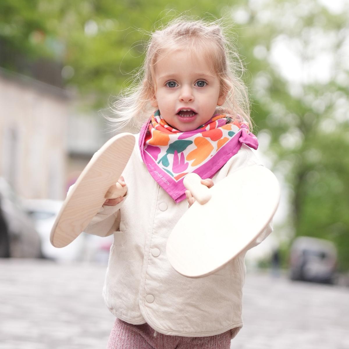 foulard-parent-enfant-coton-foulard-maman-enfant-cadeau-maman-fête-des-mères-cadeau-anniversaire-petite-fille-matchy-matchy-cadeau-famille-cadeau-mère-fille-original-cadeau-pratique-matchy-matchy-cadeaux-noel-famille-marque-francaise-motif