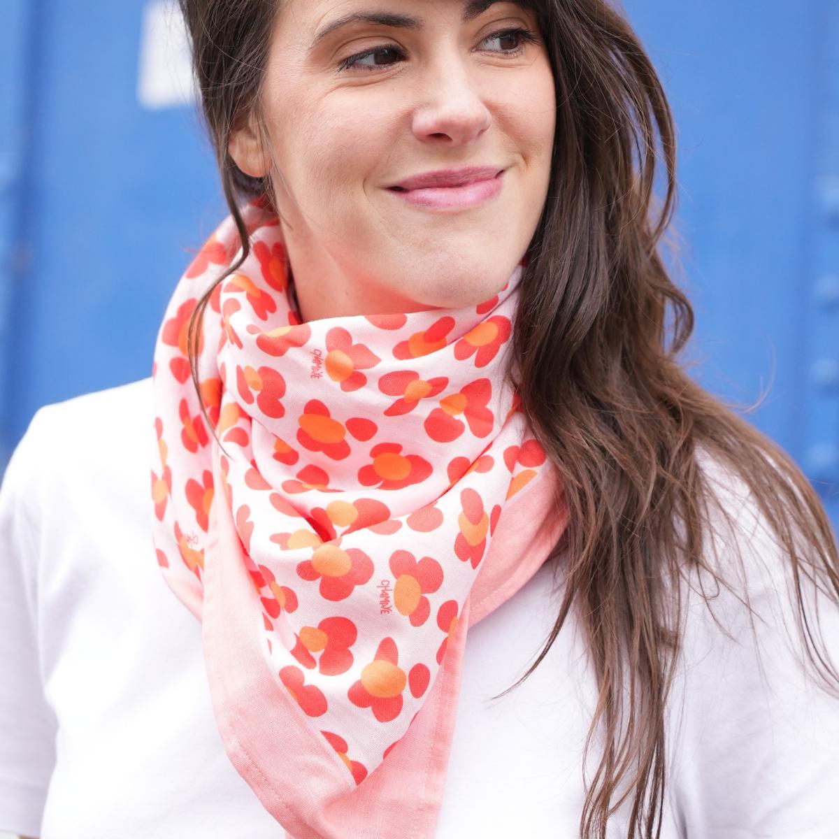 foulard-parent-enfant-coton-foulard-maman-enfant-cadeau-maman-fête-des-mères-cadeau-anniversaire-petite-fille-matchy-matchy-cadeau-famille-cadeau-mère-fille-original-cadeau-pratique-matchy-matchy-cadeaux-noel-famille-marque-francaise-motif