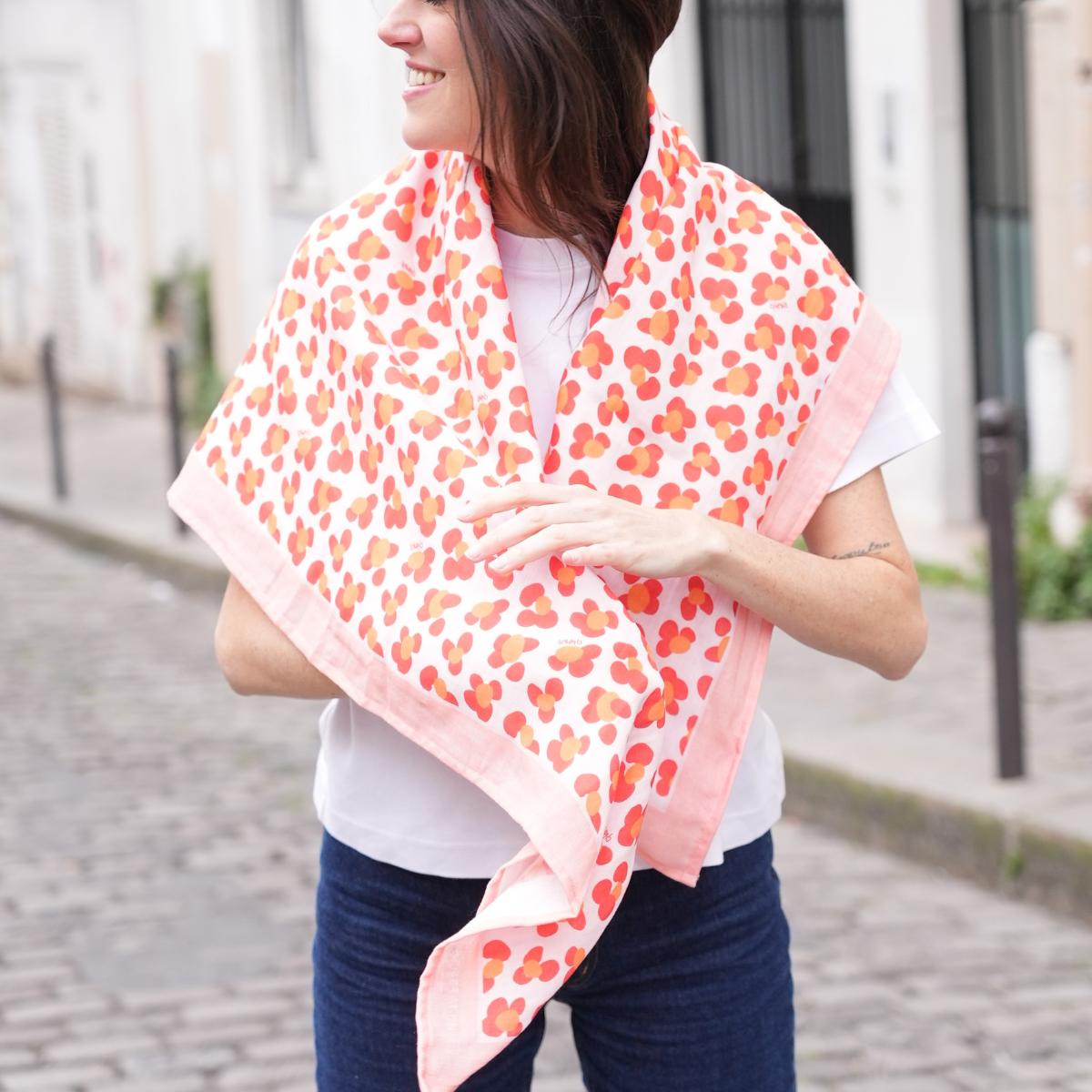 foulard-parent-enfant-coton-foulard-maman-enfant-cadeau-maman-fête-des-mères-cadeau-anniversaire-petite-fille-matchy-matchy-cadeau-famille-cadeau-mère-fille-original-cadeau-pratique-matchy-matchy-cadeaux-noel-famille-marque-francaise-motif