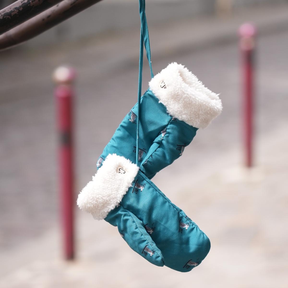 moufle-enfant-imperméable-cadeau-hiver-bébé-cadeau-anniversaire-petit-garcon-matchy-matchy-cadeau-famille-cadeau-pere-fils-original-cadeau-mere-fille-pratique-matchy-matchy-cadeaux-noel-famille-marque-francaise-motif