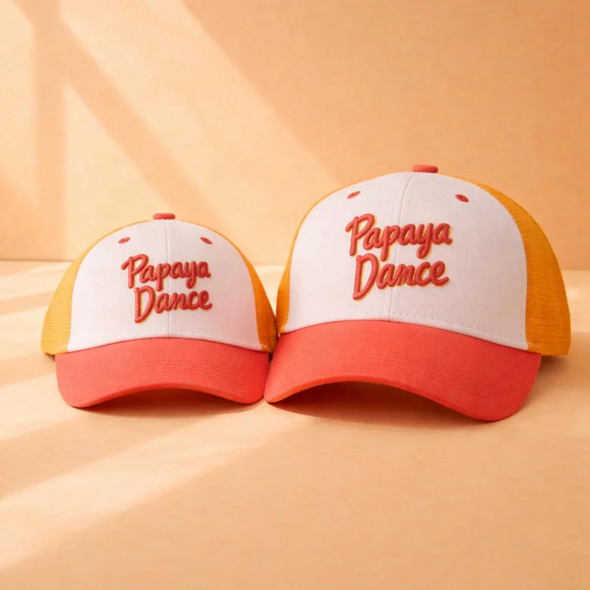 casquette-bebe-enfant-parent-chamaye-assorti-papa-maman-enfant-casquette-papa-fils-cadeau-fete-des-peres-casquette-mere-fille-cadeau-naissance-maman-bebe-cadeau-original-famille-casquette-personnalisable-broderie-trucker-papaya-dance