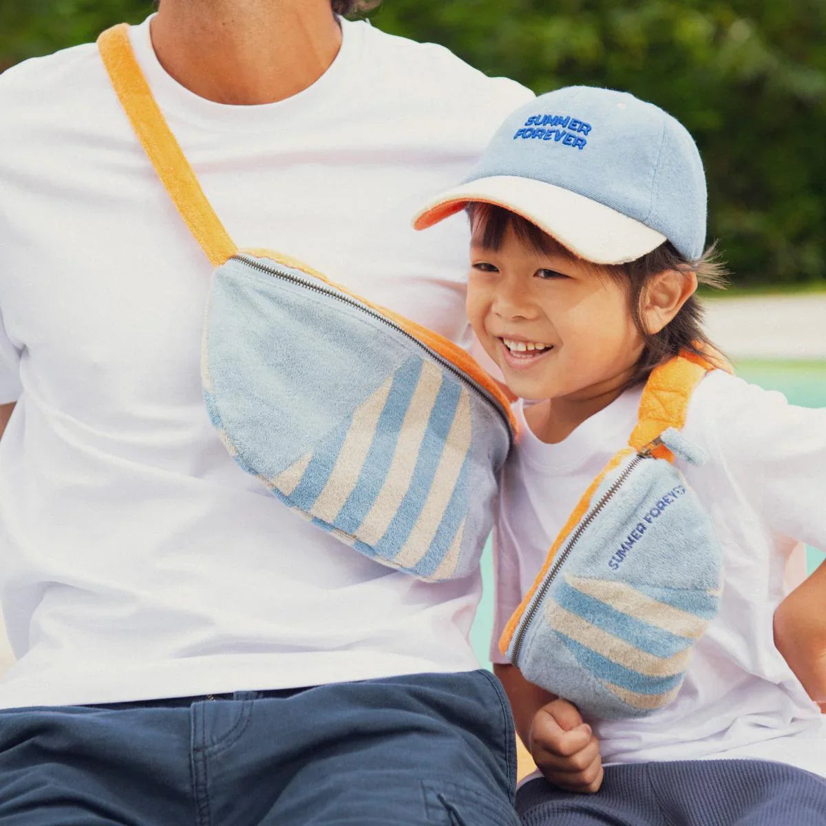 banane-parent-enfant-banane-maman-mixte-enfant-cadeau-été-maman-enfant-cadeau-anniversaire-petite-fille-matchy-matchy-cadeau-famille-cadeau-mere-fille-original-cadeau-mere-fille-pratique-matchy-matchy-cadeaux-fête-des-meres-famille-marque-francaise -motif-éponge-summer