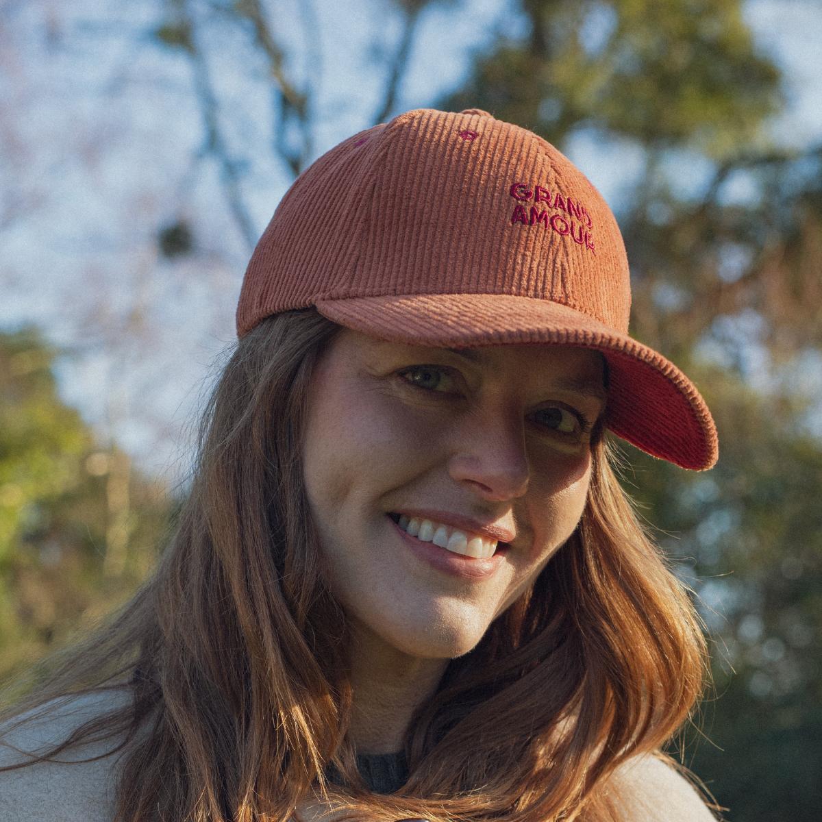 casquette-bebe-enfant-parent-chamaye-assorti-papa-maman-enfant-casquette-papa-fils-cadeau-fete-des-peres-casquette-mere-fille-cadeau-naissance-maman-bebe-cadeau-original-famille-casquette-personnalisable-broderie-grand-petit-amour
