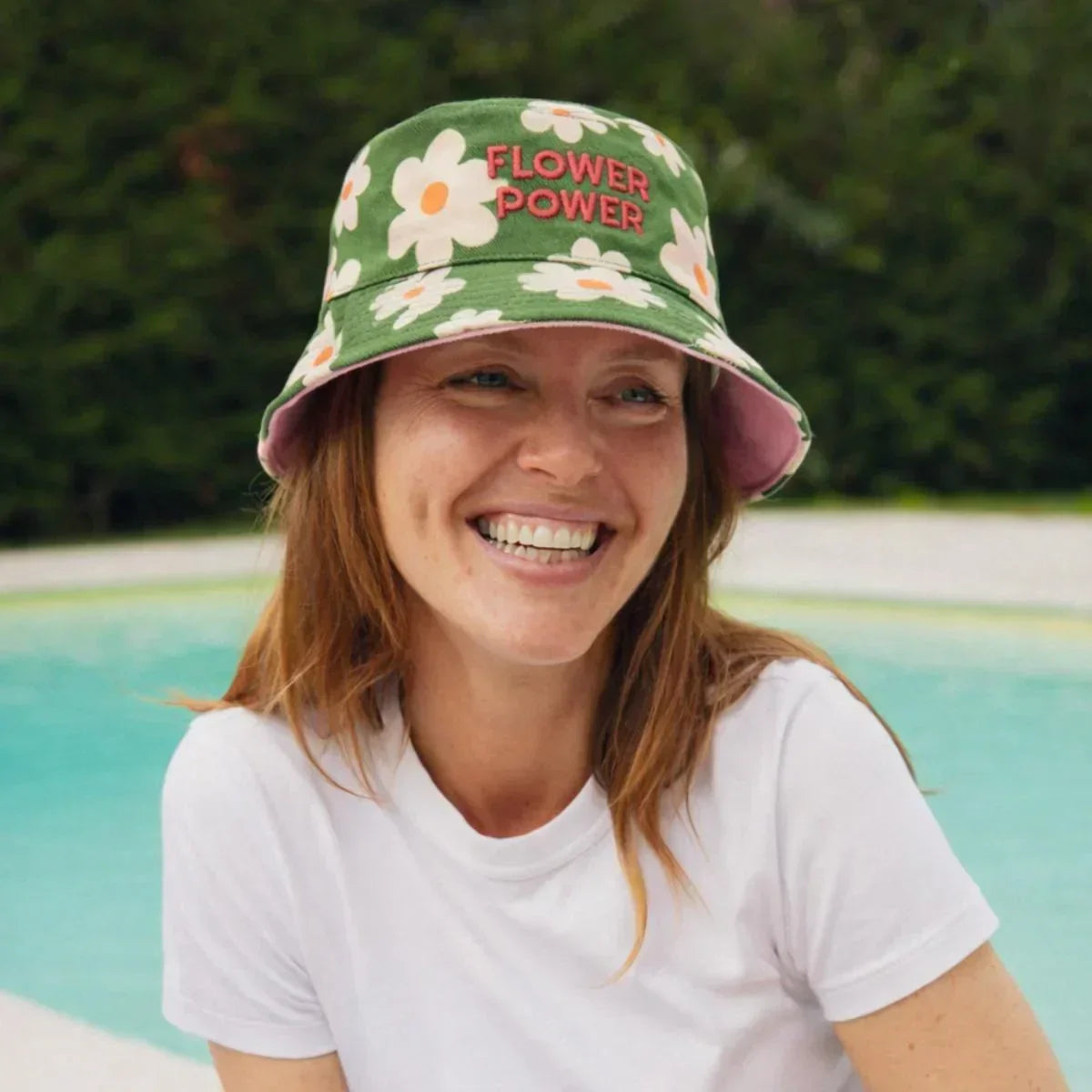 bob-bebe-enfant-parent-chamaye-assorti-papa-maman-enfant-bob-papa-fils-cadeau-fete-des-peres-casquette-mere-fille-cadeau-naissance-maman-bebe-cadeau-original-famille-bob-personnalisable-broderie-flower-power-fleurs