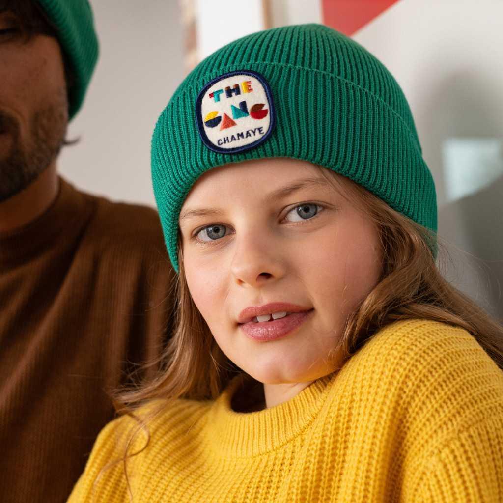 bonnet-bebe-enfant-papa-maman-chamaye-assorti-parent-enfant-bonnet-papa-fils-cadeau-fete-des-peres-bonnet-mere-fille-cadeau-naissance-maman-bebe-matchy-matchy-cadeau-original-famille-broderie-verte