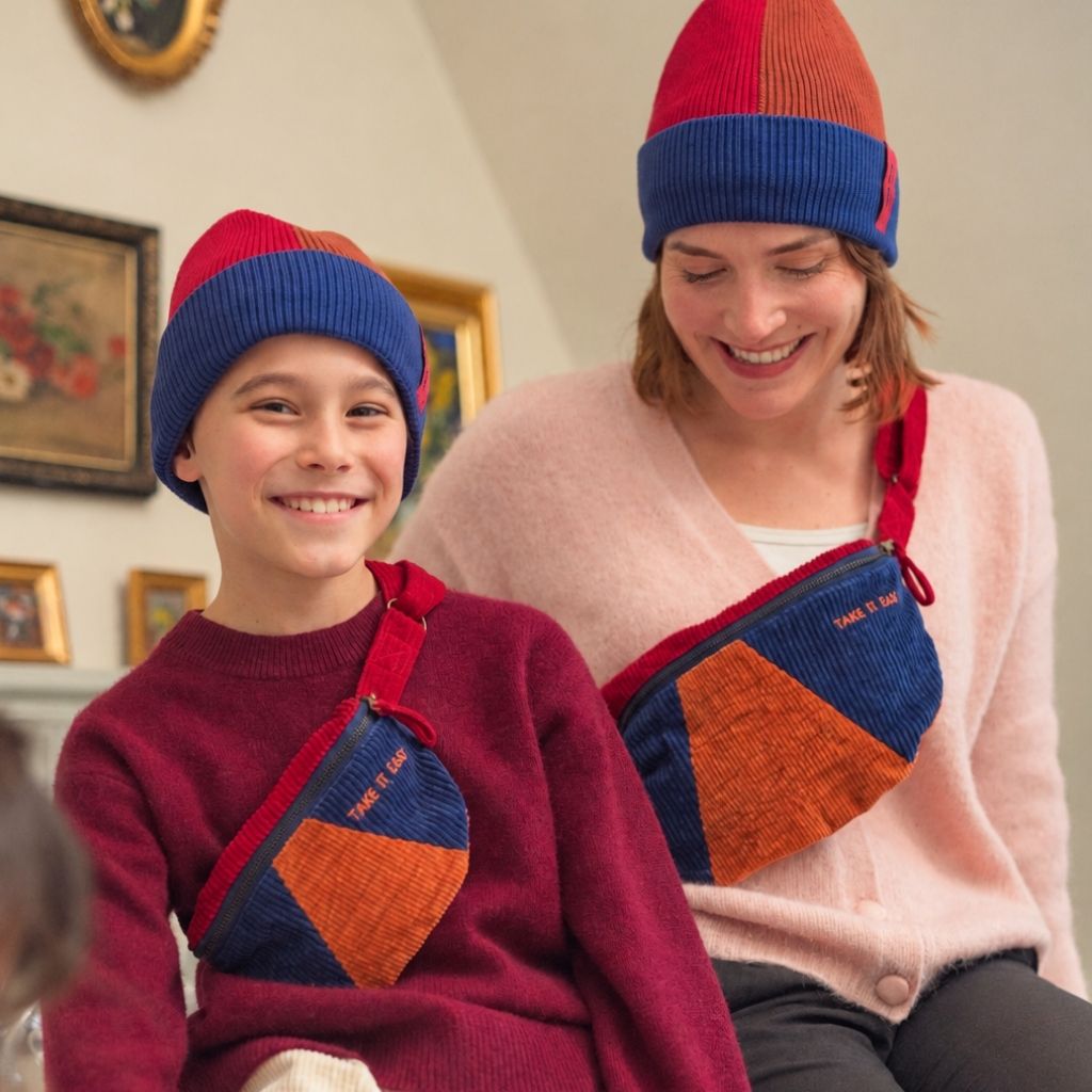 bonnet-bebe-enfant-papa-maman-chamaye-assorti-parent-enfant-bonnet-papa-fils-cadeau-fete-des-peres-bonnet-mere-fille-cadeau-naissance-maman-bebe-matchy-matchy-cadeau-original-famille-broderie-high-five