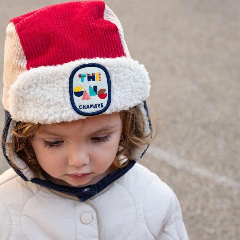 chapka-bebe-enfant-chamaye-protection-froid-hiver-bebe-enfant-ecusson-the-gang-chapka-moumoute-velours-cotele-cadeau-noel-enfant-mode-cadeau-famille-parent-enfant-pas-cher