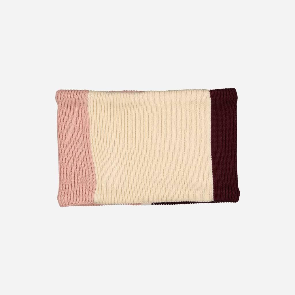 snood-enfant-bebe-coton-biologique-hiver-bebe-casquette-bebe-enfant-parent-chamaye-assorti-papa-maman-enfant-casquette-papa-fils-cadeau-fete-des-peres-casquette-mere-fille-cadeau-naissance-maman-bebe-cadeau-original-famille-casquette-personnalisable-broderie-cosmic-girl-cadeau-jeune-maman-maternite-cadeau-naissance-original-jeune-parent-casquette-fille-rose-velours-cotelemarque-francaise-production-ecoresponsable