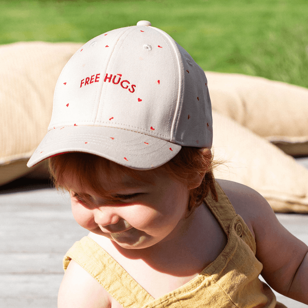 Free Hugs Hearts Cap | Kids