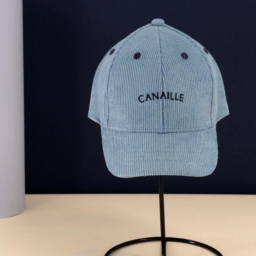 casquette-bebe-enfant-garcon-chamaye-broderie-canaille-chapeau-hiver-enfant-casquette assortie-parent-enfant-cadeau-noel-famille-idee-cadeau-fete-des-peres-originale