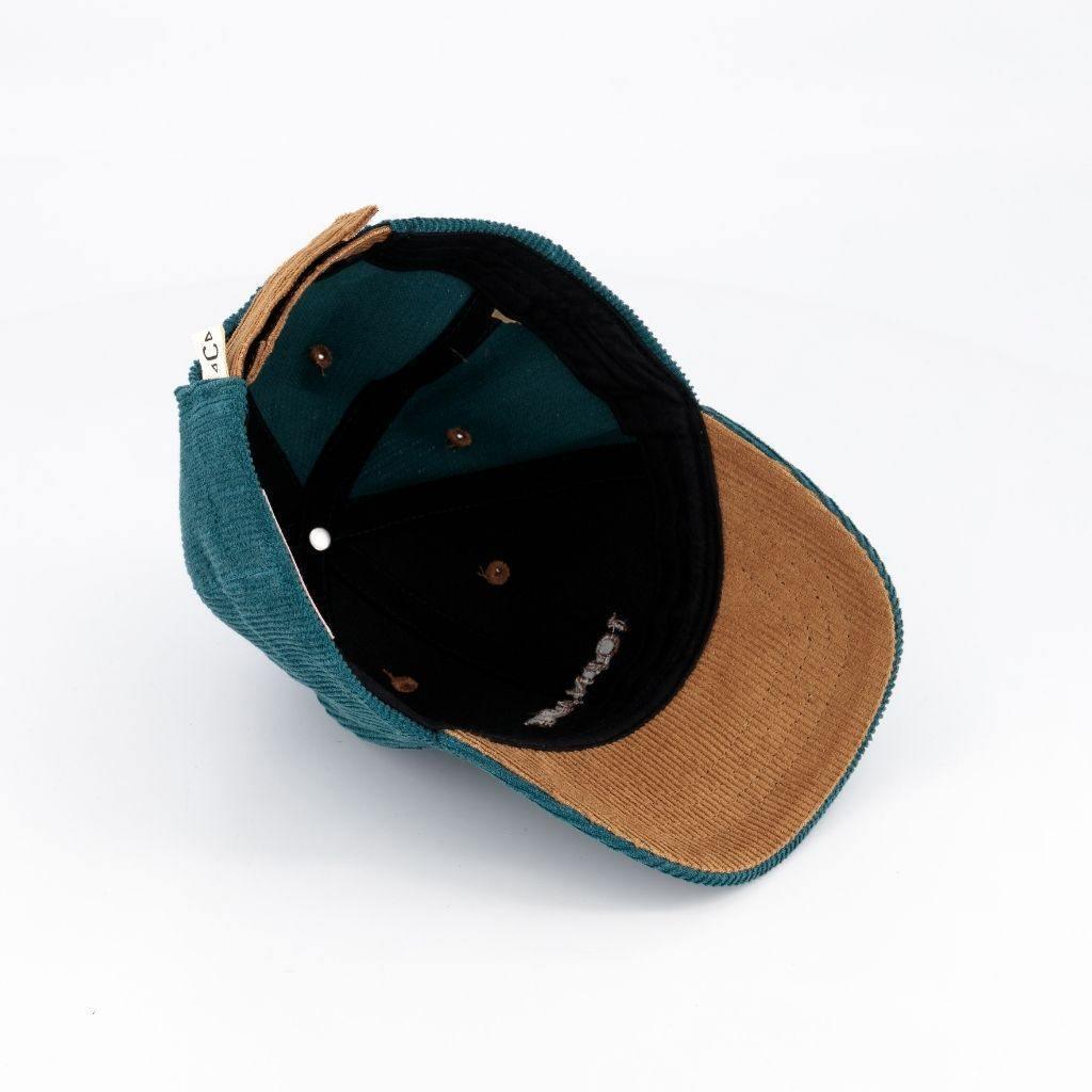casquette-famille-chamaye-broderie-funky-family-idee-cadeau-parent-enfant-chapeau-hiver-bebe-cadeau-famille-noel-chamaye-casquette-velours-matchy-matchy-look-mere-fille