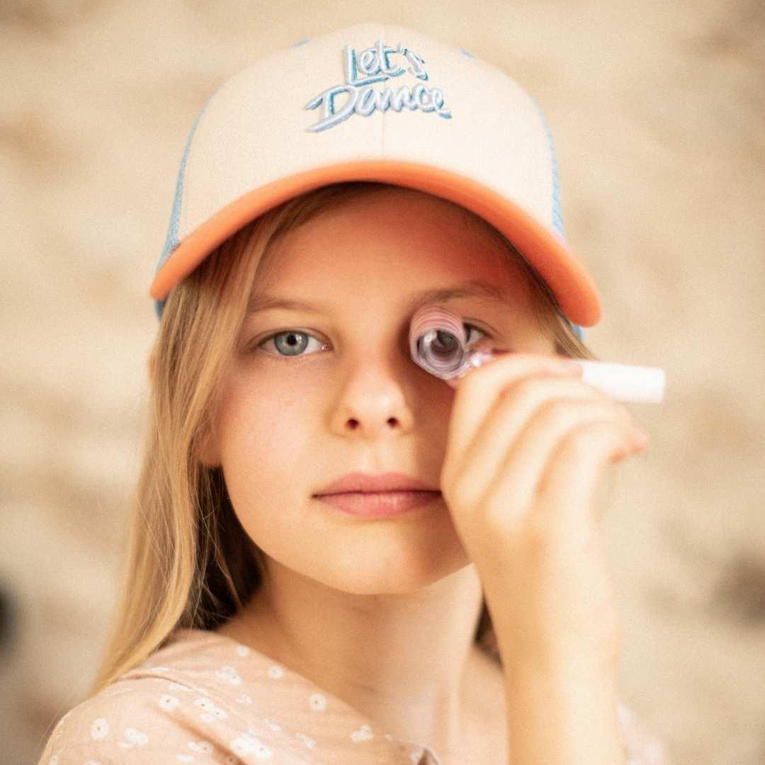 casquette-bebe-enfant-chamaye-assorti-parent-enfant-casquette-papa-fils-cadeau-fete-des-peres-casquette-mere-fille-cadeau-naissance-maman-bebe-matchy-matchy-cadeau-original-famille-broderie-lets-dance-casquette-trucker-mixte-homme-femme