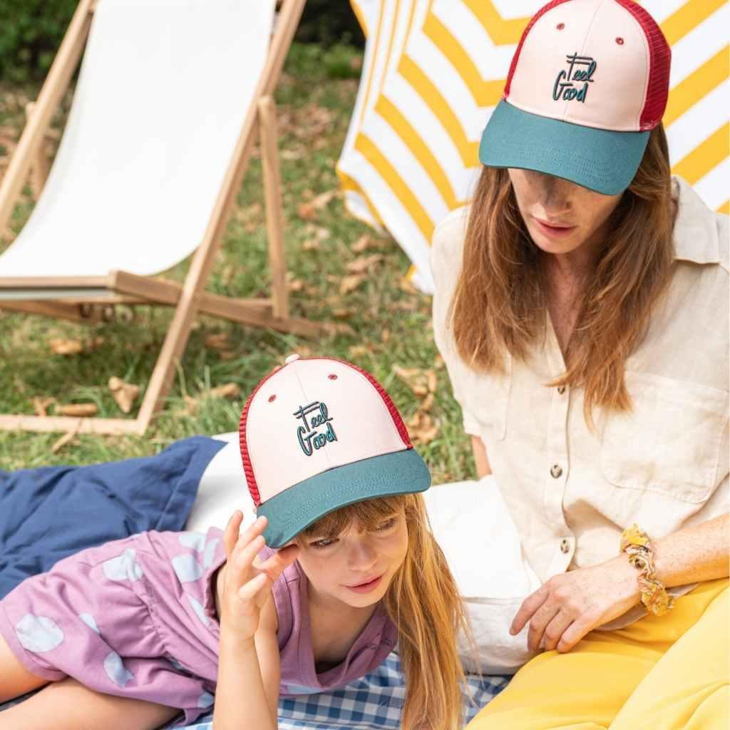 casquette-bebe-enfant-parent-chamaye-assorti-papa-maman-enfant-casquette-papa-fils-cadeau-fete-des-peres-casquette-mere-fille-cadeau-naissance-maman-bebe-cadeau-original-famille-matchy-matchy-chapeau-soleil-anti-uv-bebe-casquette-garcon-personnalisable-casquette-fille-broderie-feel-good