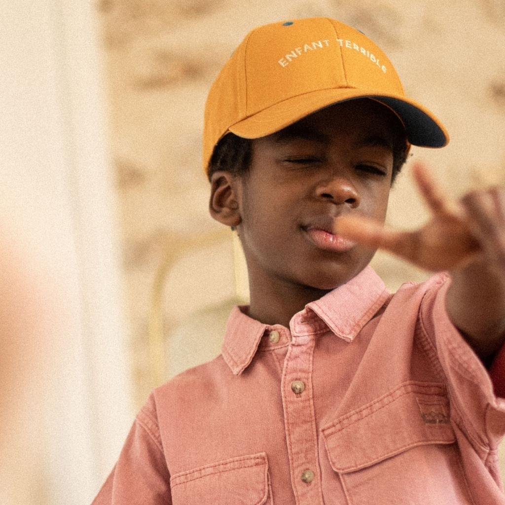 casquette-bebe-enfant-papa-maman-chamaye-assorti-parent-enfant-casquette-papa-fils-cadeau-fete-des-peres-casquette-mere-fille-cadeau-naissance-maman-bebe-matchy-matchy-cadeau-original-famille-broderie-enfant-terrible-chamaye