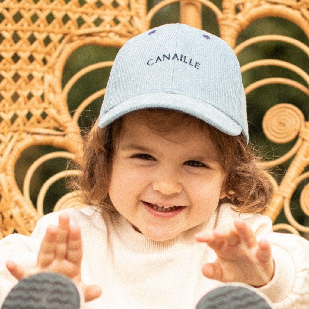 casquette-bebe-enfant-garcon-chamaye-broderie-canaille-chapeau-hiver-enfant-casquette assortie-parent-enfant-cadeau-noel-famille-idee-cadeau-fete-des-peres-originale