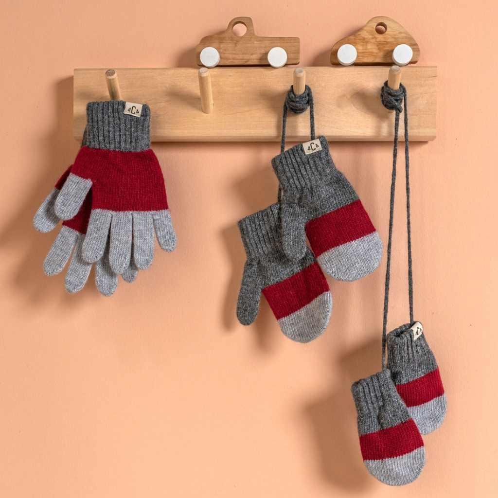 snood-moufles-gants-bonnet-bebe-enfant-papa-maman-chamaye-assorti-parent-enfant-bonnet-papa-fils-cadeau-fete-des-peres-bonnet-mere-fille-cadeau-naissance-maman-bebe-matchy-matchy-cadeau-original-famille-broderie-petit-loup-cadeau-jeune-papa-cool-cadeau-maman-bebe-maternite-original-cadeau-famille-protection-froid-bebe-hiver