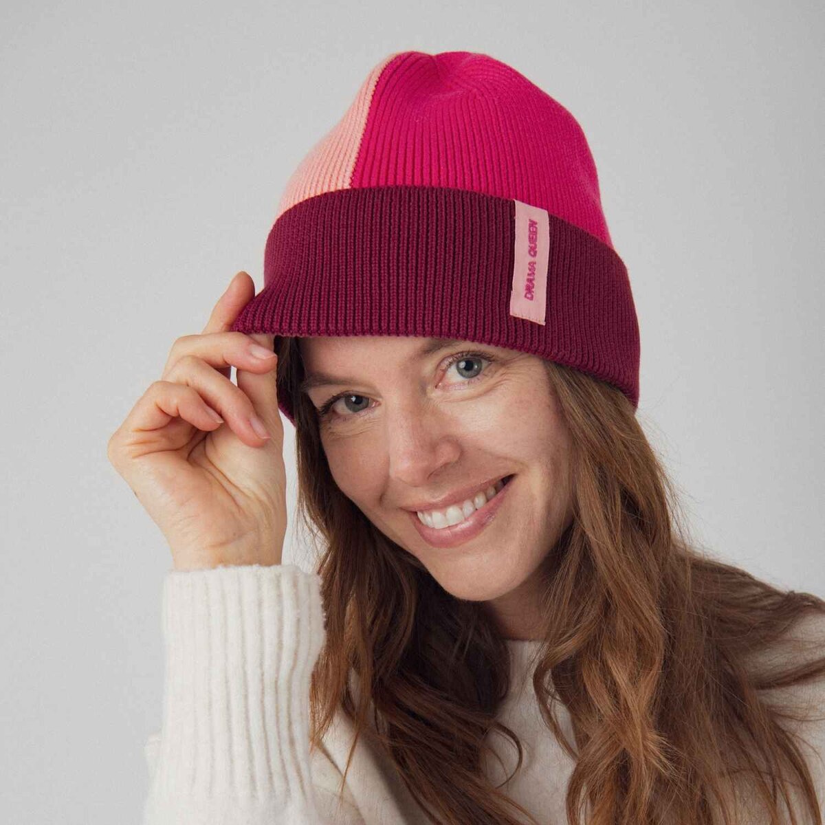 bonnet-bebe-enfant-papa-maman-chamaye-assorti-parent-enfant-bonnet-papa-fils-cadeau-fete-des-peres-bonnet-mere-fille-cadeau-naissance-maman-bebe-matchy-matchy-cadeau-original-famille-broderie-drama-queen