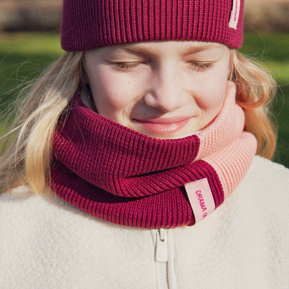 snood-enfant-hiver-chamaye-cadeau-naissance-bebe-pratique-echarpe-hiver-garcon-snood-fille-laine-cachemire 
