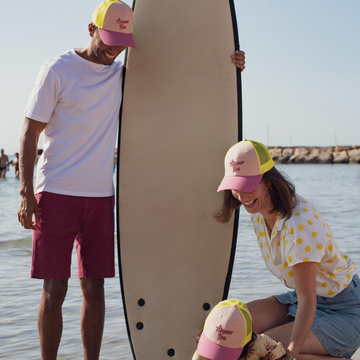 casquette-amour-fou-bebe-enfant-parent-chamaye-assorti-papa-maman-enfant-cabas-papa-fils-cadeau-naissance-maman-bebe-cadeau-original-famille-personnalisable-broderie