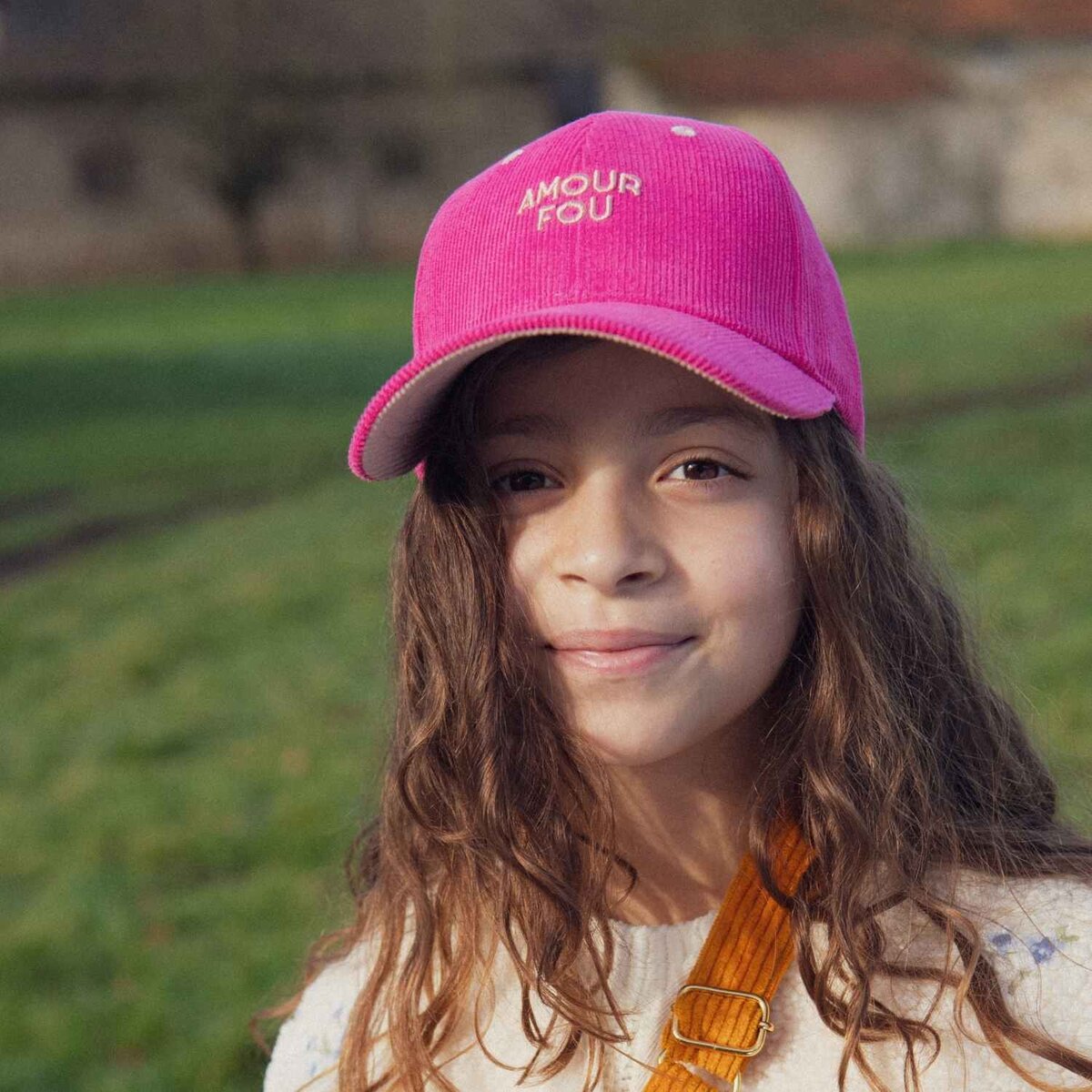 casquette-bebe-enfant-parent-chamaye-assorti-papa-maman-enfant-casquette-papa-fils-cadeau-fete-des-peres-casquette-mere-fille-cadeau-naissance-maman-bebe-cadeau-original-famille-casquette-personnalisable-broderie-amour-fou-rose