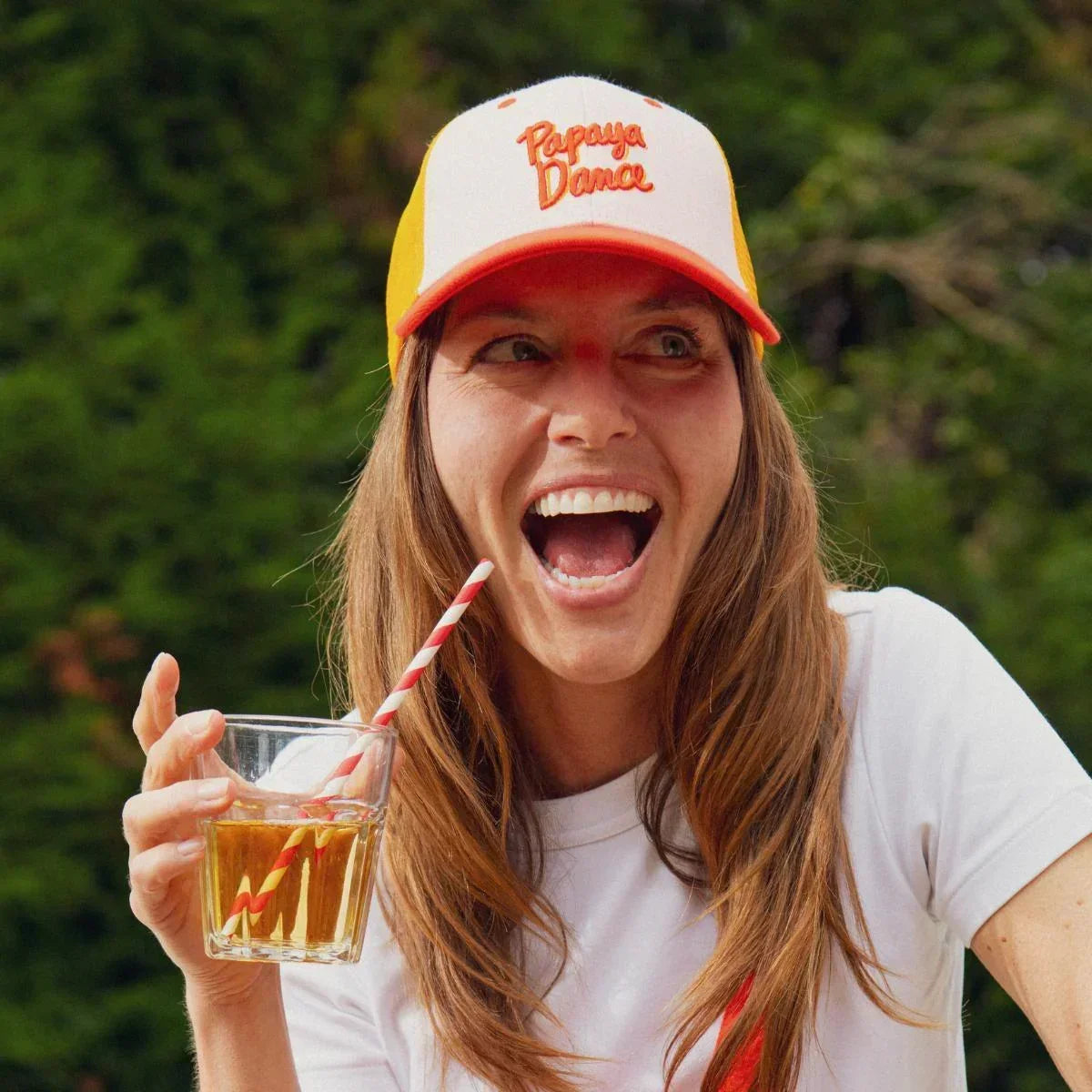 casquette-bebe-enfant-parent-chamaye-assorti-papa-maman-enfant-casquette-papa-fils-cadeau-fete-des-peres-casquette-mere-fille-cadeau-naissance-maman-bebe-cadeau-original-famille-casquette-personnalisable-broderie-trucker-papaya-dance