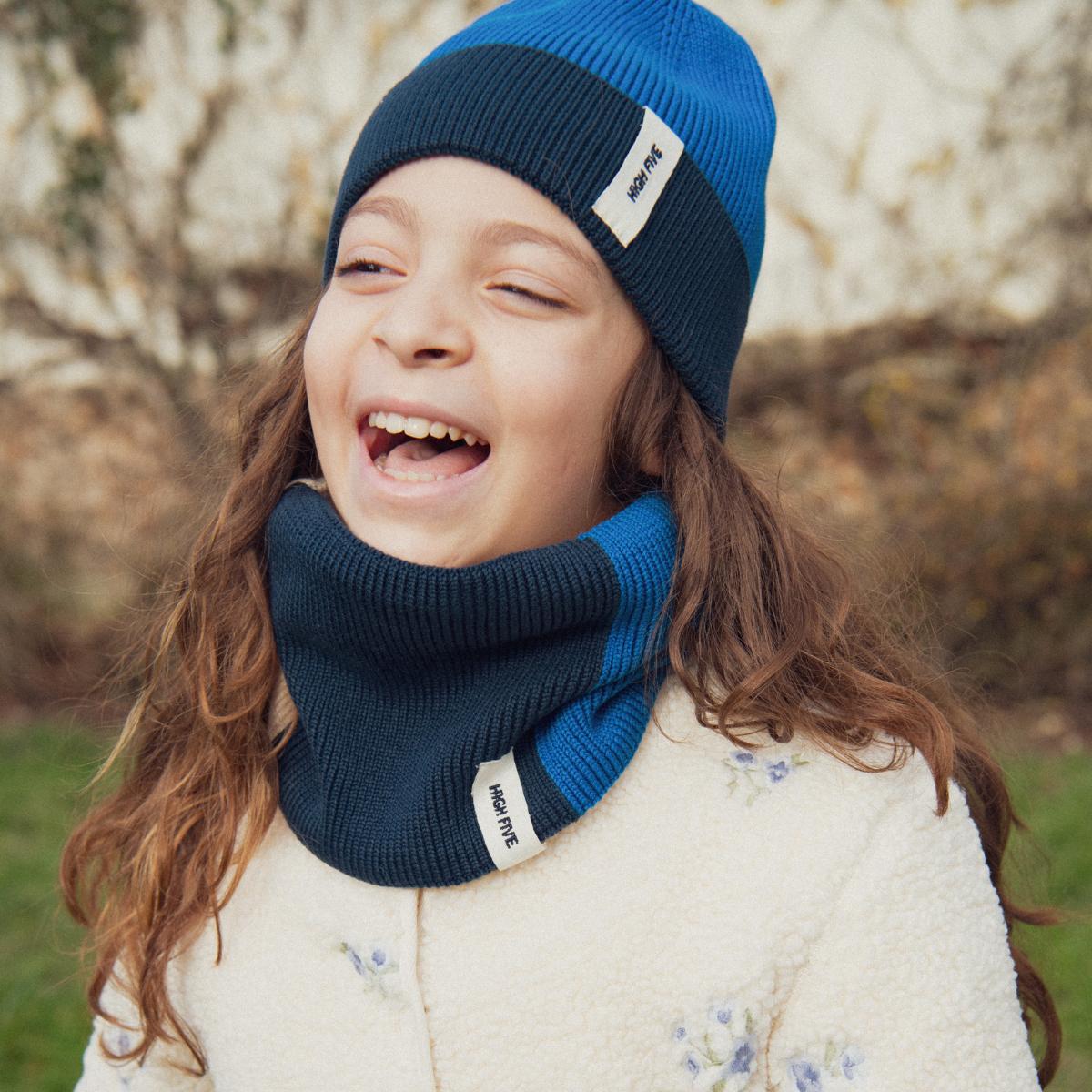 bonnet-bebe-enfant-papa-maman-chamaye-assorti-parent-enfant-bonnet-papa-fils-cadeau-fete-des-peres-bonnet-mere-fille-cadeau-naissance-maman-bebe-matchy-matchy-cadeau-original-famille-broderie-high-five
