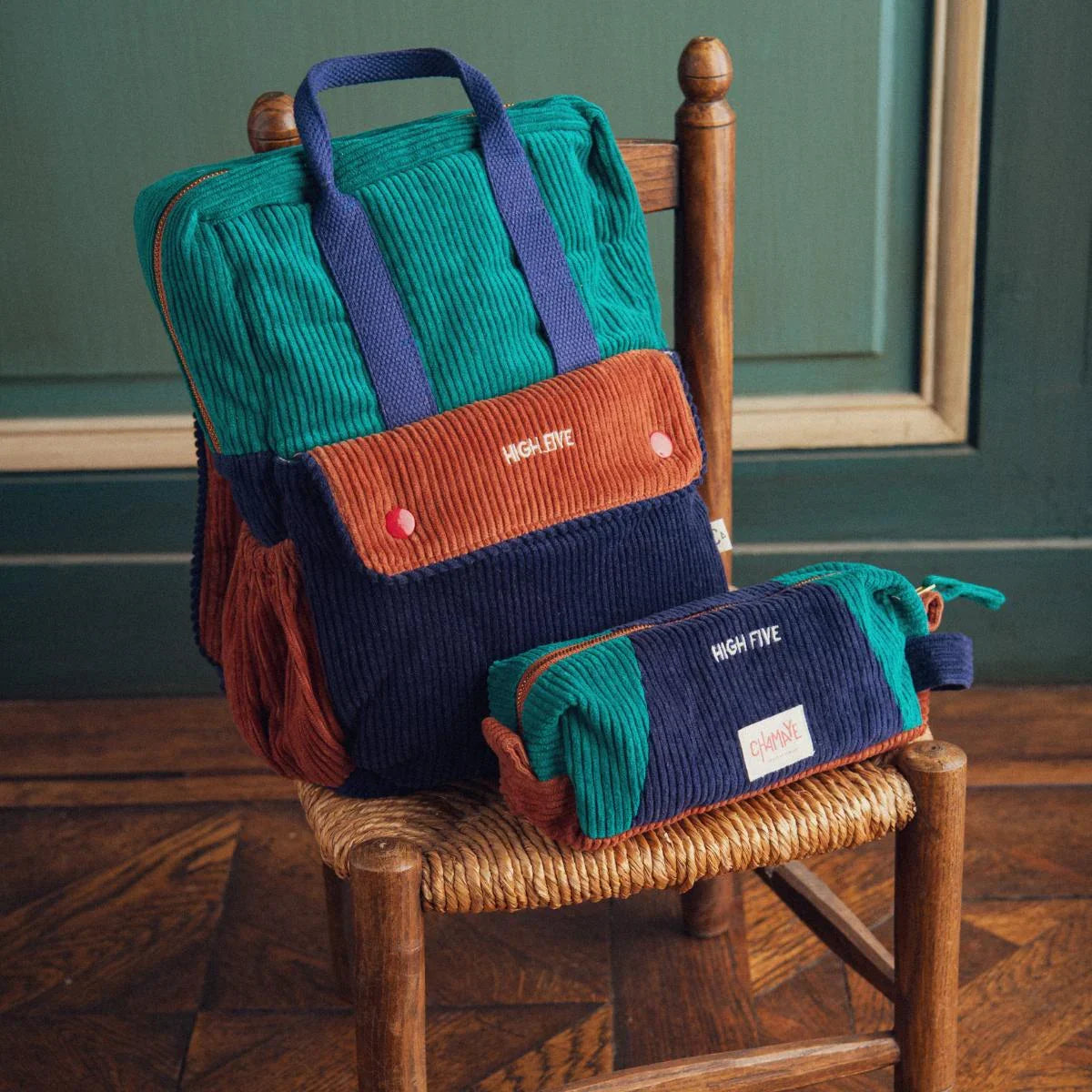 sac-à-dos-enfant-hiver-chamaye-cadeau-naissance-bebe-pratique-velours-hiver-garcon-fille-scolaire-high-five