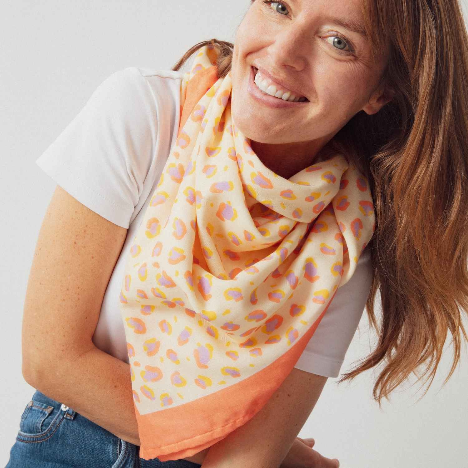 foulard-parent-enfant-coton-foulard-maman-enfant-cadeau-maman-fête-des-mères-cadeau-anniversaire-petite-fille-matchy-matchy-cadeau-famille-cadeau-mère-fille-original-cadeau-pratique-matchy-matchy-cadeaux-noel-famille-marque-francaise-motif 