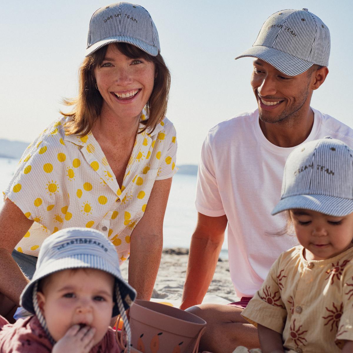 casquette-dream-team-bebe-enfant-parent-chamaye-assorti-papa-maman-enfant-cabas-papa-fils-cadeau-naissance-maman-bebe-cadeau-original-famille-personnalisable-broderie