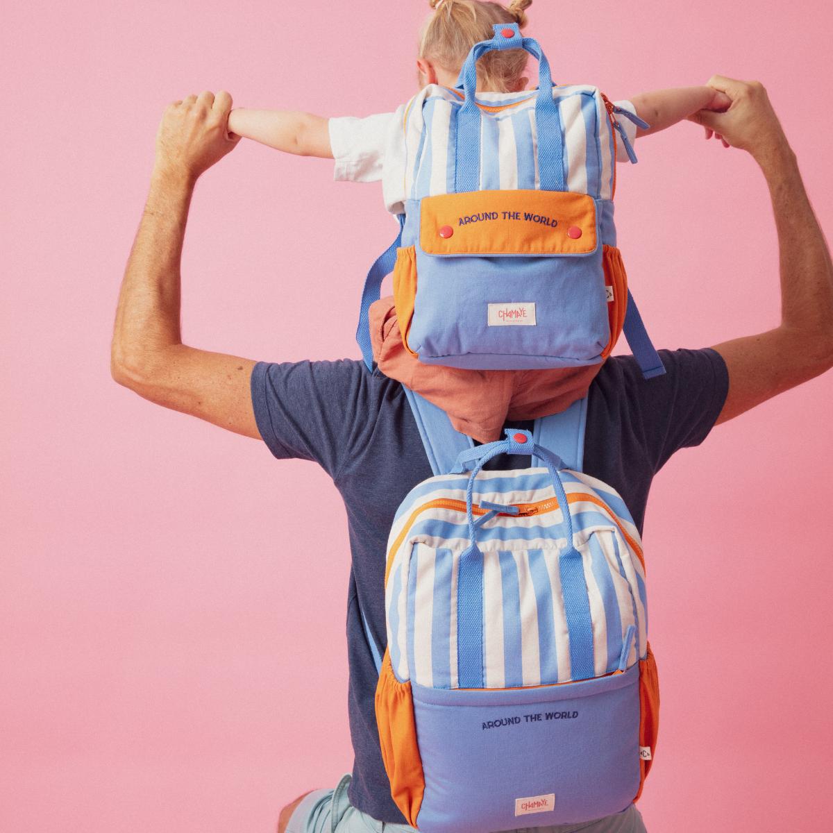 sac-à-dos-enfant-adulte-papa-maman-chamaye-assorti-parent-enfant-sac-papa-fils-cadeau-fete-des-peres-sac-mere-fille-cadeau-naissance-maman-matchy-matchy-cadeau-original-famille-broderie-motif-rentreescolaire-around-the-world