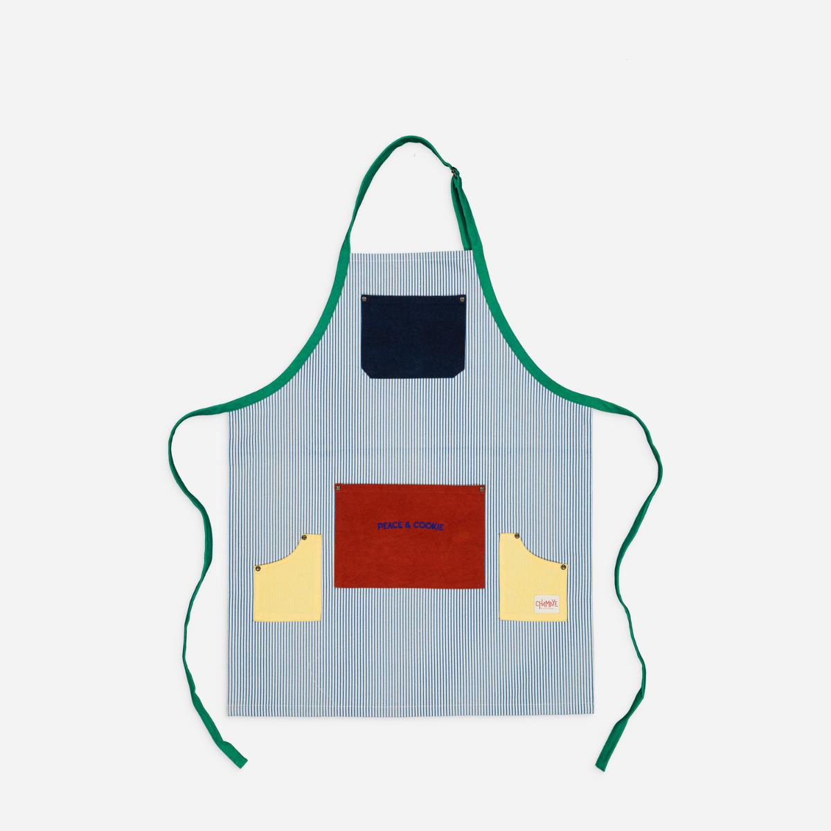  tablier-enfant-papa-maman-chamaye-assorti-parent-enfant-tablier-papa-fils-cadeau-fete-des-peres-bonnet-mere-fille-cadeau-naissance-maman-matchy-matchy-cadeau-original-famille-broderie-peace-and-cookie