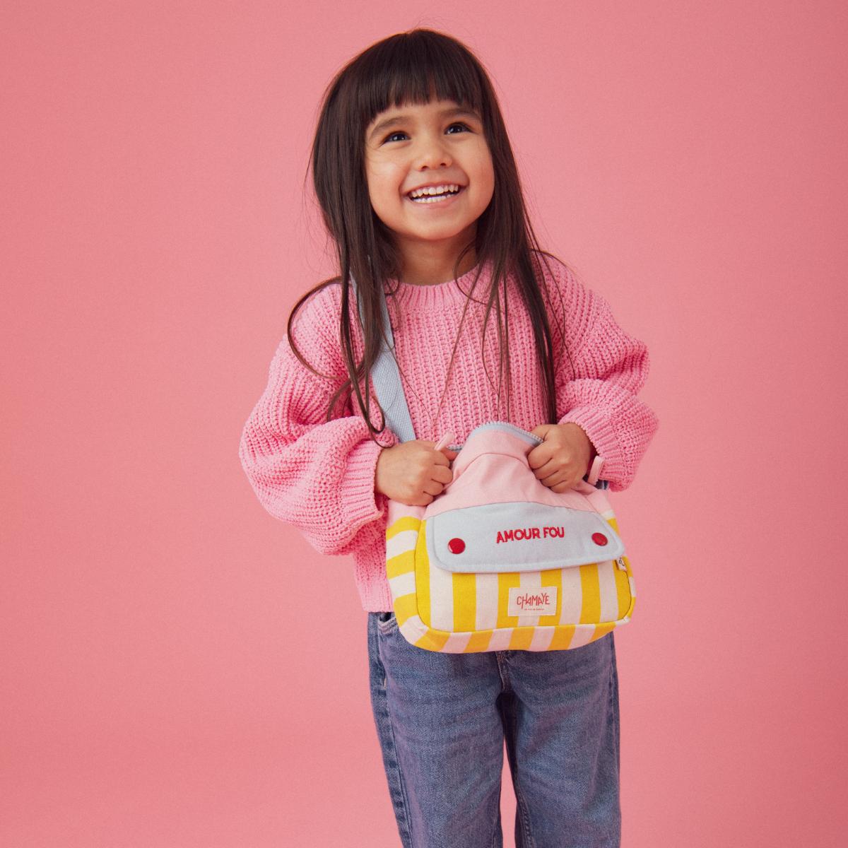 sac-enfant-chamaye-assorti-parent-enfant-sac-bandouliere-matchy-matchy-cadeau-original-famille-broderie-amour-fou
