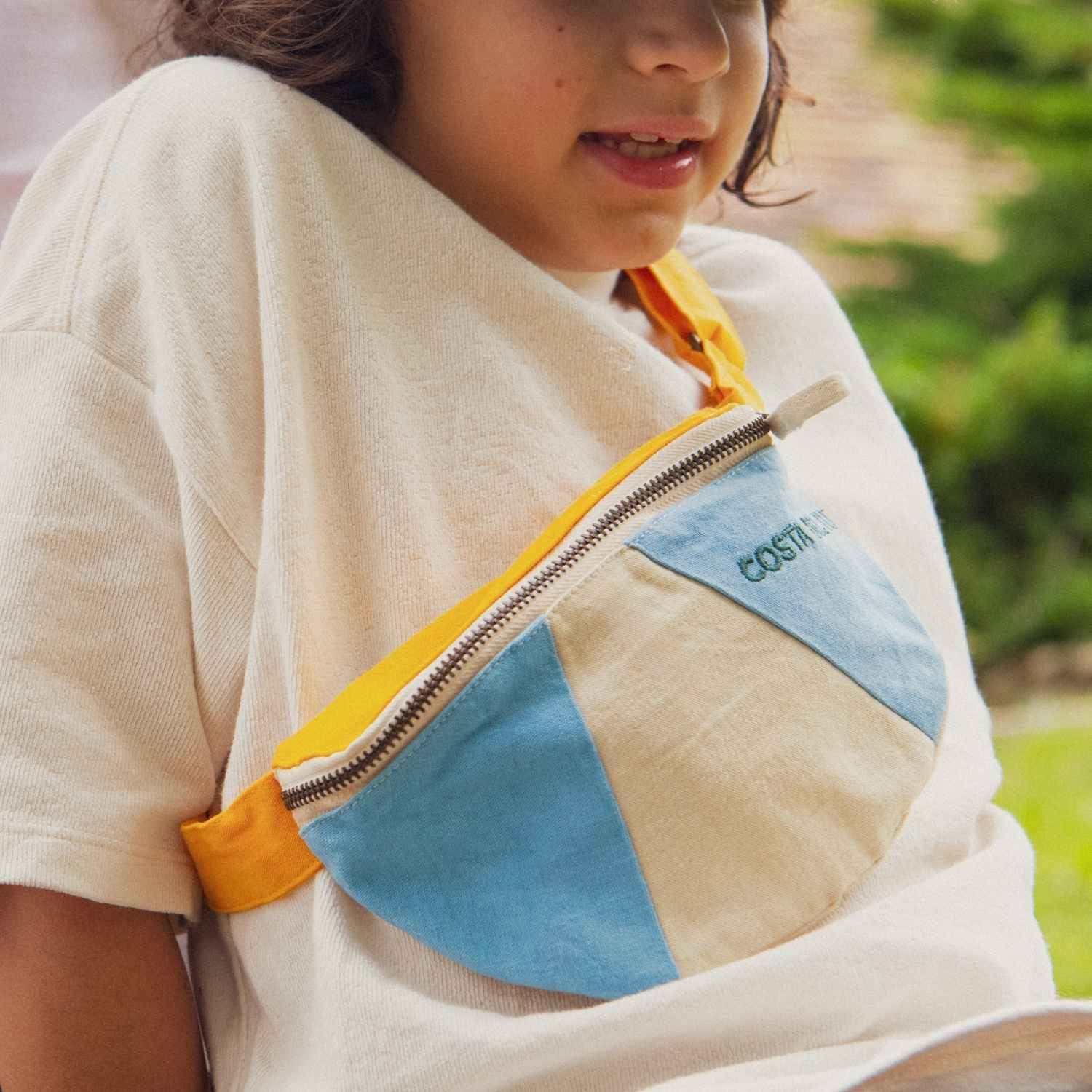 banane-parent-enfant-banane-maman-mixte-enfant-cadeau-été-maman-enfant-cadeau-anniversaire-petite-fille-matchy-matchy-cadeau-famille-cadeau-mere-fille-original-cadeau-mere-fille-pratique-matchy-matchy-cadeaux-fête-des-meres-famille-marque-francaise -motif-costa-fun