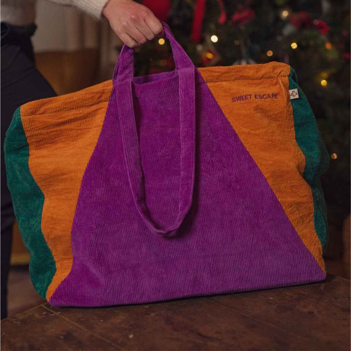 cabas-enfant-chamaye-assorti-parent-enfant-sac-papa-fils-cadeau-fete-des-peres-bonnet-mere-fille-cadeau-naissance-maman-bebe-matchy-matchy-cadeau-original-famille-broderie-sweet-escape
