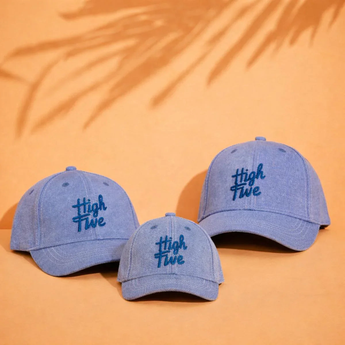 casquette-bebe-enfant-parent-chamaye-assorti-papa-maman-enfant-casquette-papa-fils-cadeau-fete-des-peres-casquette-mere-fille-cadeau-naissance-maman-bebe-cadeau-original-famille-casquette-personnalisable-broderie-high-five