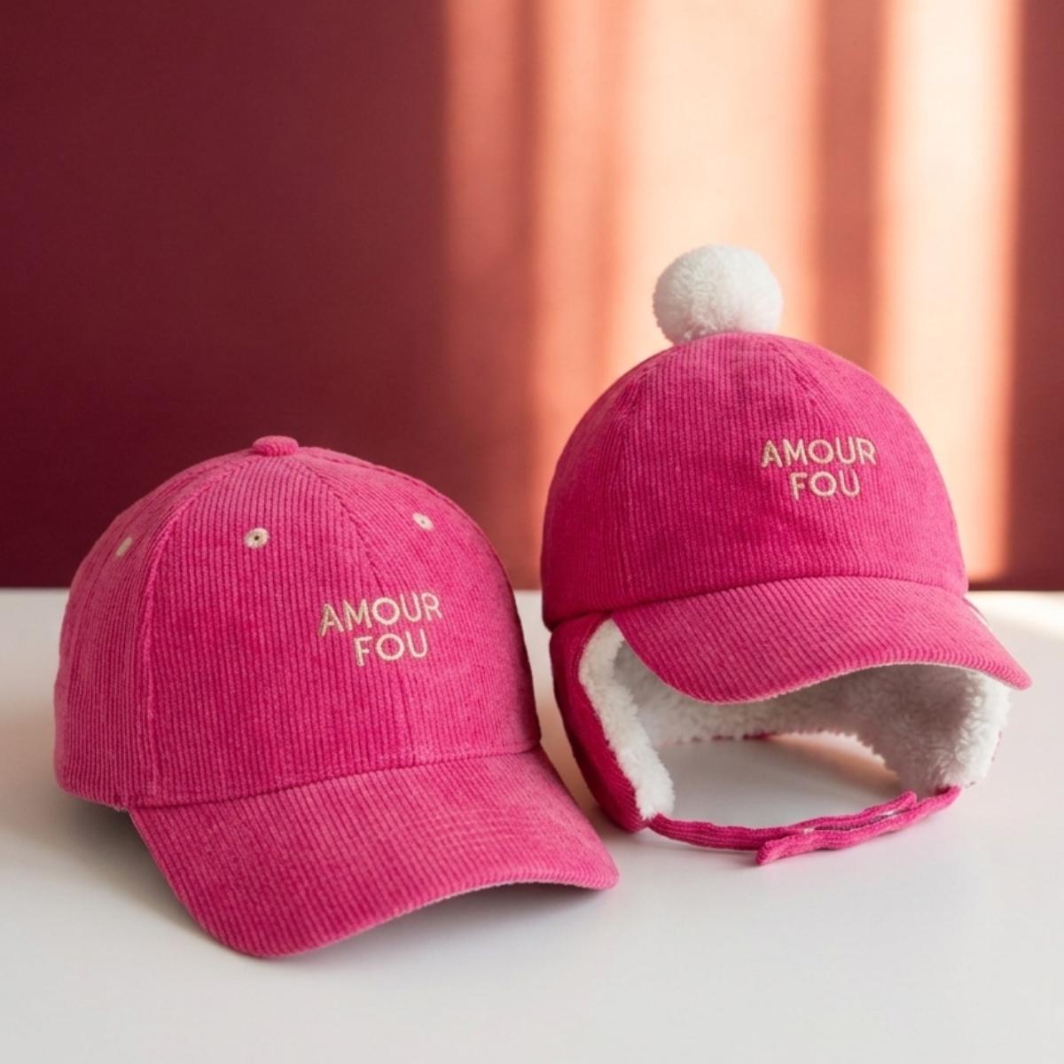 casquette-bebe-enfant-parent-chamaye-assorti-papa-maman-enfant-casquette-papa-fils-cadeau-fete-des-peres-casquette-mere-fille-cadeau-naissance-maman-bebe-cadeau-original-famille-casquette-personnalisable-broderie-amour-fou-rose