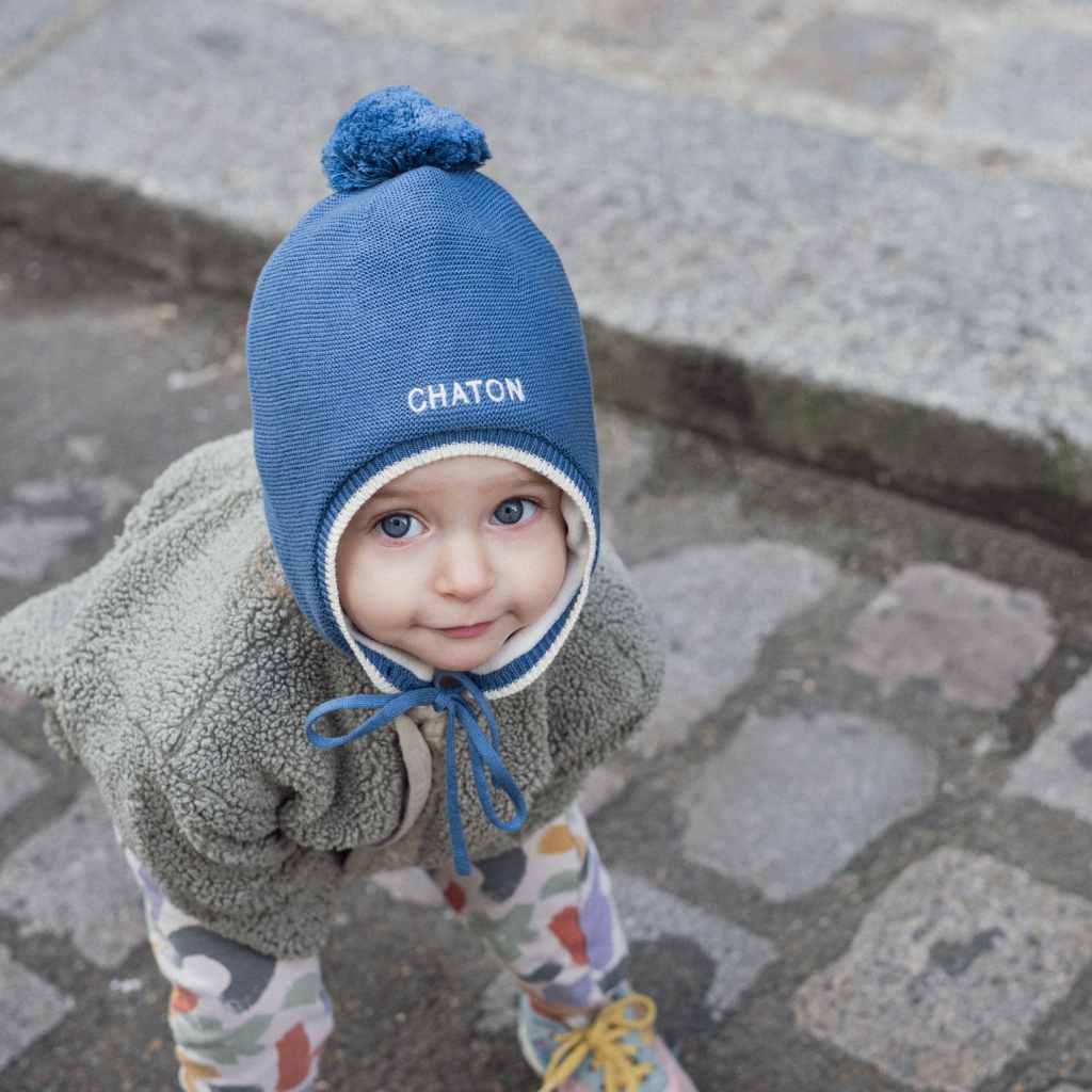 bonnet-bebe-enfant-papa-maman-chamaye-assorti-parent-enfant-bonnet-papa-fils-cadeau-fete-des-peres-bonnet-mere-fille-cadeau-naissance-maman-bebe-matchy-matchy-cadeau-original-famille-broderie-chaton